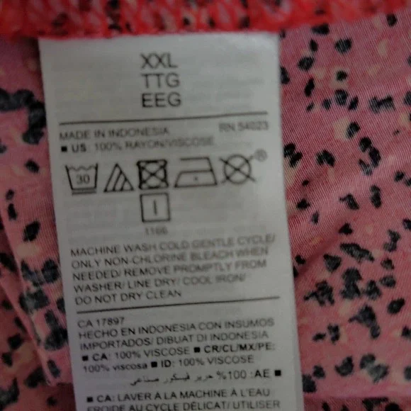 Old Navy Women's 3/4 Button Red Floral Balloon Sleeve Lightweight Blouse XXL - Picture 9 of 9